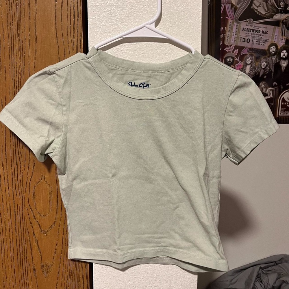 Brandy Melville tee